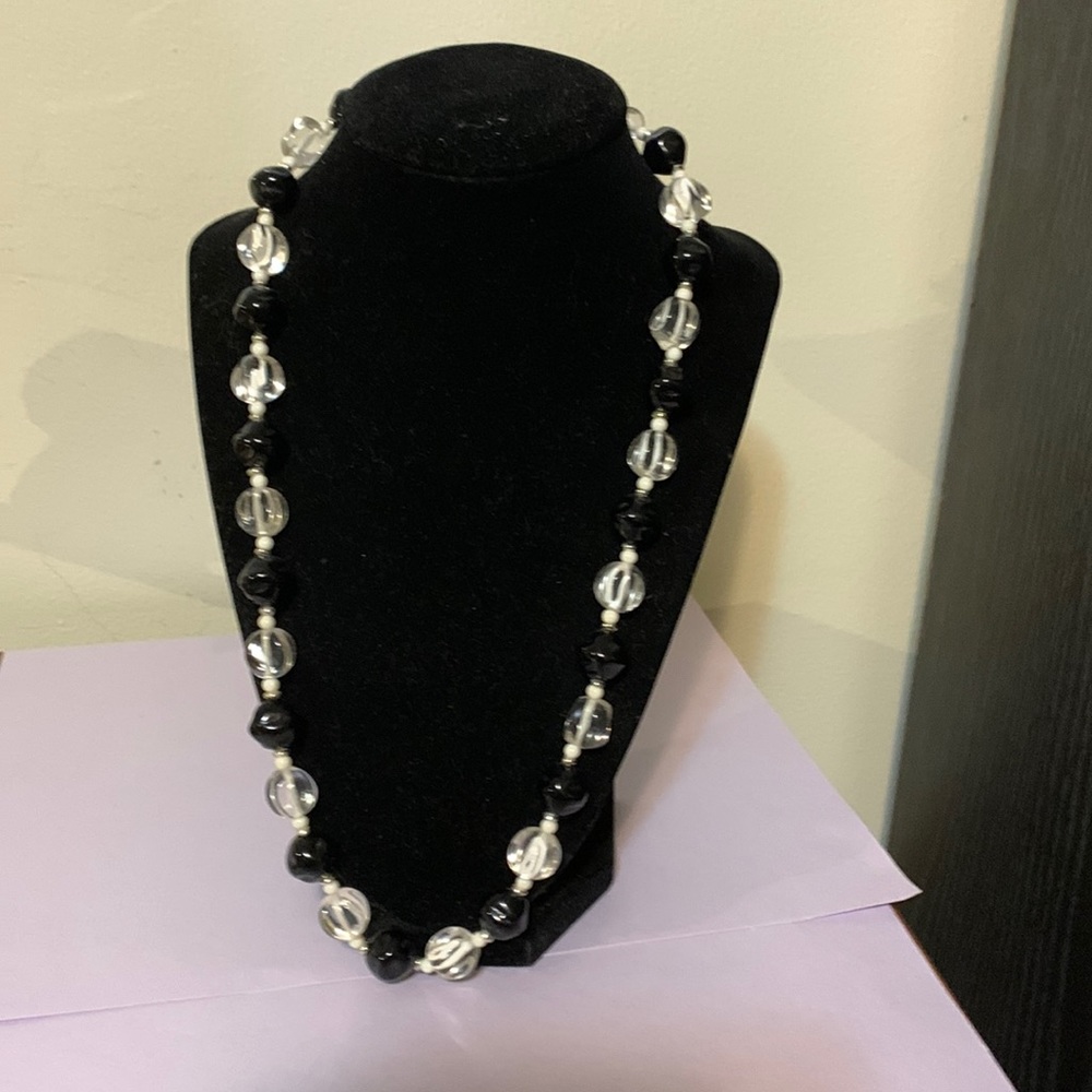 Elegant black white and clear necklace jewelry 22”